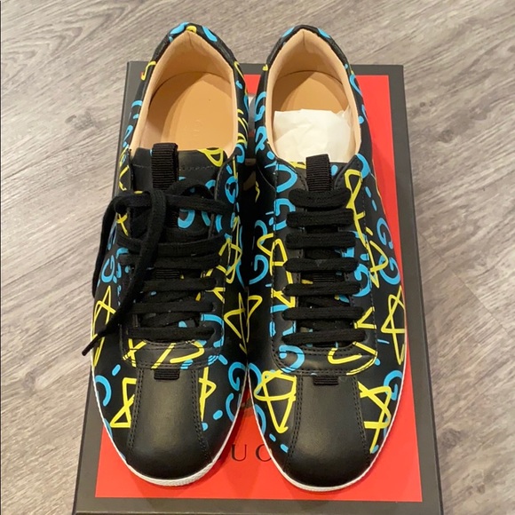 Gucci Shoes - NWT Gucci ghost low top sneaker